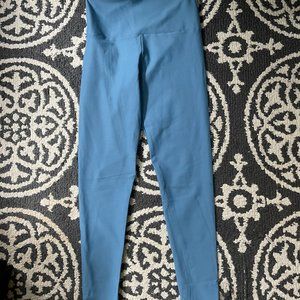 Greater then Sports Womens Size S Blue Leggings